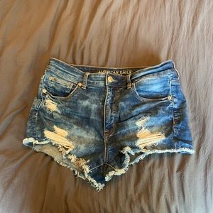 Distressed American Eagle high rise shortie